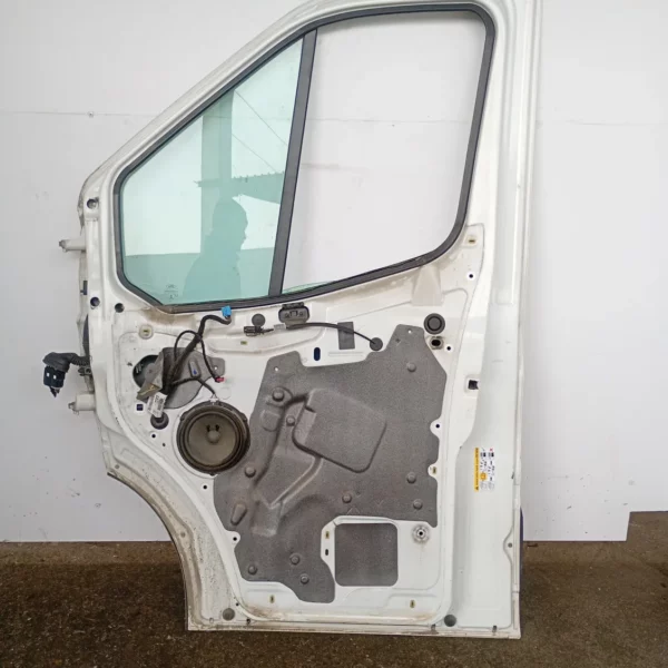 Porta anteriore destra Ford Transit Cabinato (2014 – 2019) 2.0 96 KW diesel 2522810 YMR6