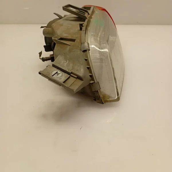 Faro ant. sinistra Fiat Punto 1a Serie (1993 – 1999) 1.1 40 KW benzina 46402650 176B2.000