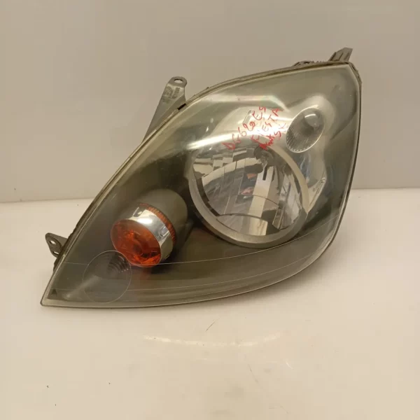 Faro ant. sinistra Ford Fiesta (2005 – 2008) 1.4 50 KW diesel 1416311 F6JB