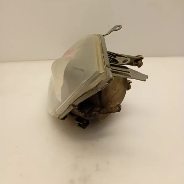 Faro ant. sinistra Ford Fiesta (2005 – 2008) 1.4 50 KW diesel 1416311 F6JB