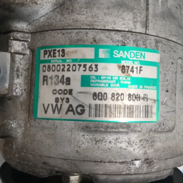 Compressore a/c Volkswagen POLO 2006 6Q0820808G