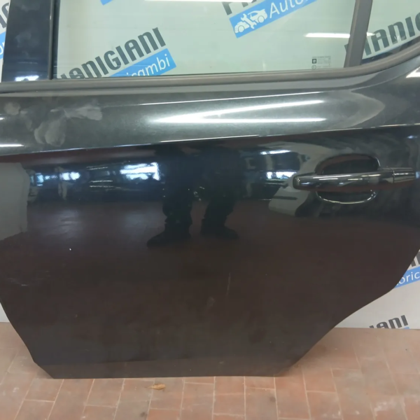 Porta posteriore sinistra Opel Corsa (2014 – 2019) 1.2 51 KW benzina 39135551 B12XER