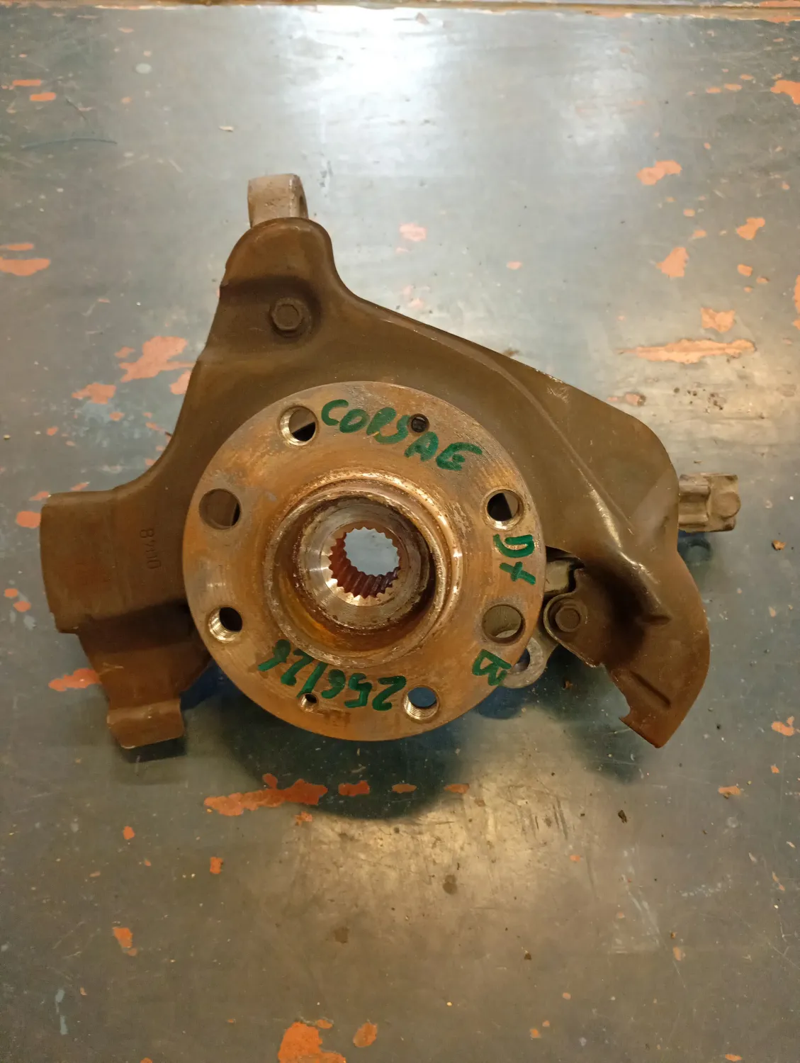 Mozzo anteriore Opel CORSA 2015 13495964