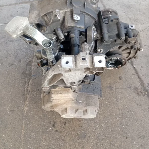 Cambio completo Volkswagen Golf Plus (2005 – 2009) 1.9 77 KW diesel 02S300046J BLS