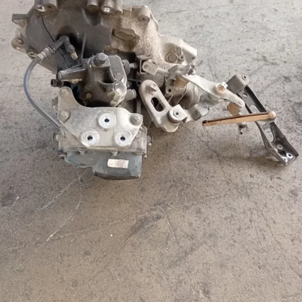 Cambio completo Opel CORSA 2011 55565141