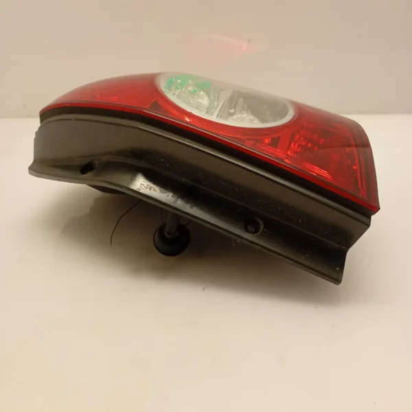 Faro posteriore destra Chevrolet daewoo Captiva (2006 – 2011) 2.0 110 KW diesel 96626994 Z20S