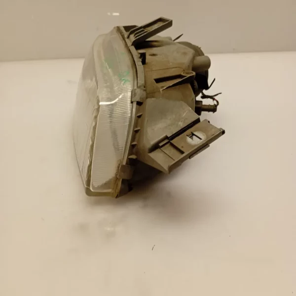 Faro ant. destra Fiat Punto 1a Serie (1993 – 1999) 1.1 40 KW benzina 46402649 176B2.000