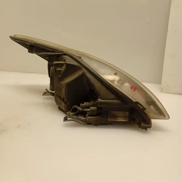 Faro ant. sinistra Ford Focus (2008 – 2011) 1.6 66 KW diesel 1754446 HHDA