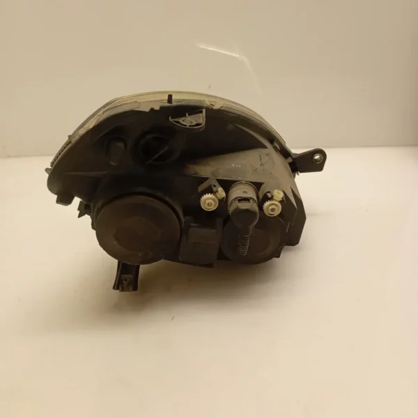 Faro ant. sinistra Lancia Musa (2004 – 2008) 1.4 70 KW benzina 51776513 843A1000