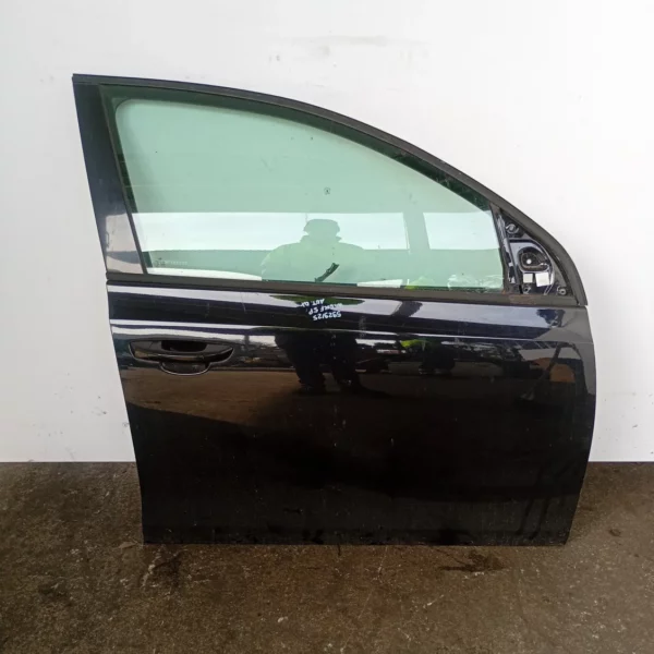Porta anteriore destra Volkswagen Golf (2008 – oggi) 1.6 77 KW diesel 5K3831056K CAY
