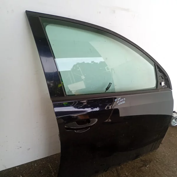 Porta anteriore destra Volkswagen Golf (2008 – oggi) 1.6 77 KW diesel 5K3831056K CAY