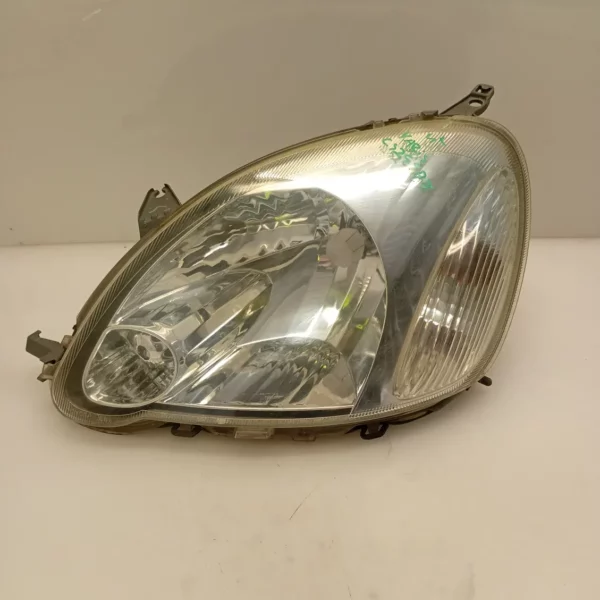 Faro ant. sinistra Toyota Yaris (2001 – 2005) 1.0 48 KW benzina 811700D080 1SZ FE