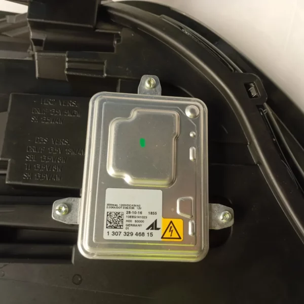 Faro ant. destra Land Rover Range Rover Sport (2013 – 2018) 3.0 183 KW diesel LR090463 306DT