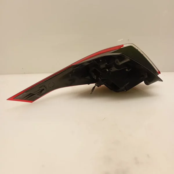 Faro posteriore est. destra Opel Crossland X 2020 1.5 75 KW diesel DV5RD