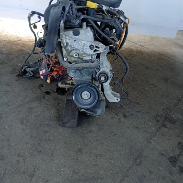 Motore completo Renault Clio 2a Serie (2001 – 2010) 1.5 48 KW diesel 7711135657 K9KA7