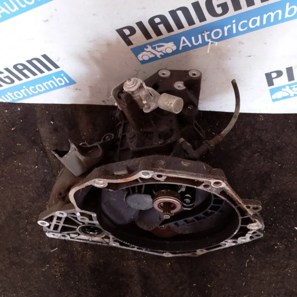 Cambio completo Opel Meriva (2010 – oggi) 1.4 74 KW benzina 55566442 A14XER