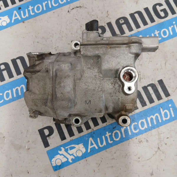 Compressore a/c Toyota Yaris (2017 – 2021) 1.5 54 KW 8837015010 1NZ