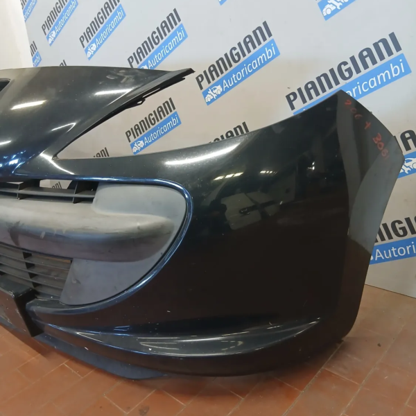 Paraurti anteriore Peugeot 206 Plus 2011 7401RY
