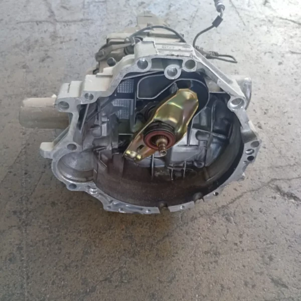 Cambio completo Volkswagen PASSAT 2002 012300061S