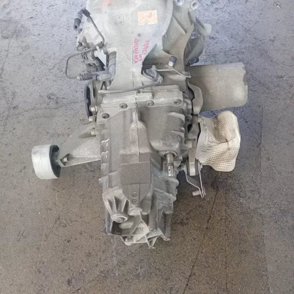 Cambio completo Volkswagen PASSAT 2002 012300061S