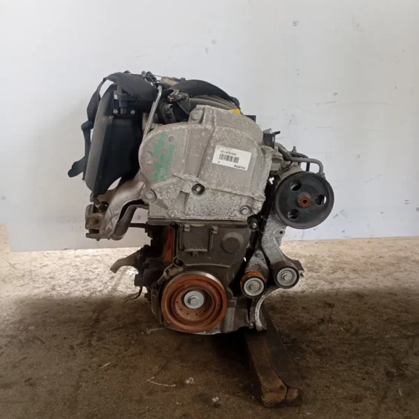 Motore completo Dacia Duster (2010 – 2013) 1.6 77 KW benzina K4M A6