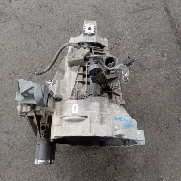 Cambio completo Seat Mii 2012 1.0 55 KW benzina 0CF300044HX CHY