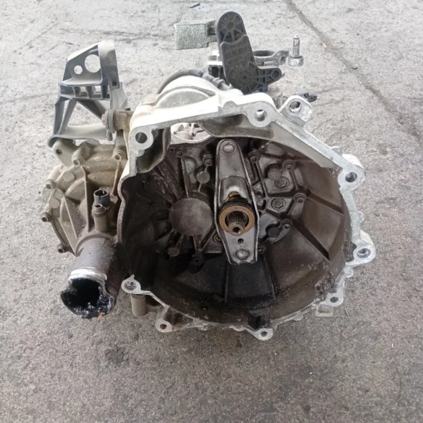 Cambio completo Seat Mii 2012 1.0 55 KW benzina 0CF300044HX CHY