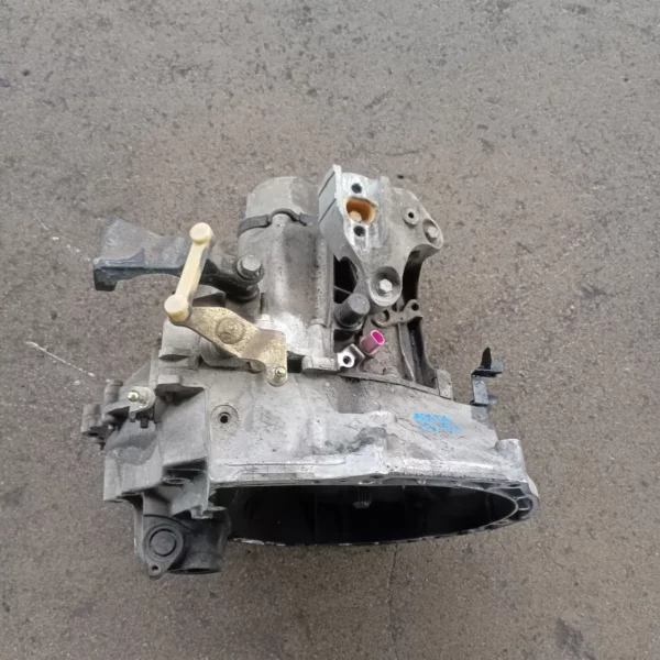 Cambio-5 marce Citroen C3 1a Serie (2002 – 2005) 1.4 50 KW diesel 8HZ
