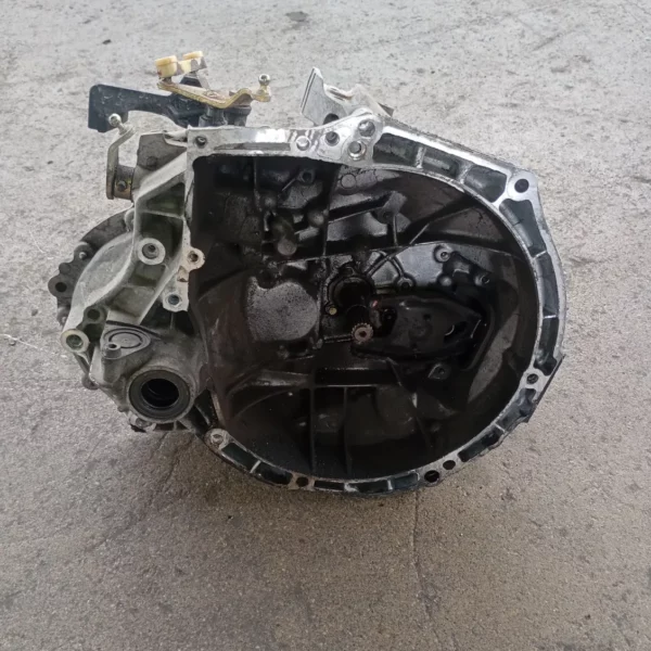 Cambio-5 marce Citroen C3 1a Serie (2002 – 2005) 1.4 50 KW diesel 8HZ