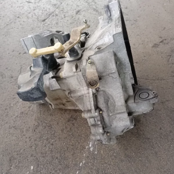 Cambio-5 marce Citroen C3 1a Serie (2002 – 2005) 1.4 50 KW diesel 8HZ