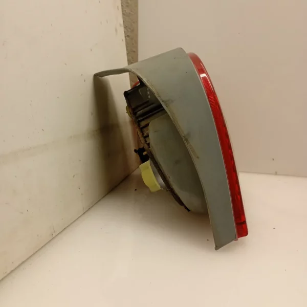 Faro posteriore destra Toyota Yaris (2001 – 2005) 1.0 48 KW benzina 815510D070 1SZ FE