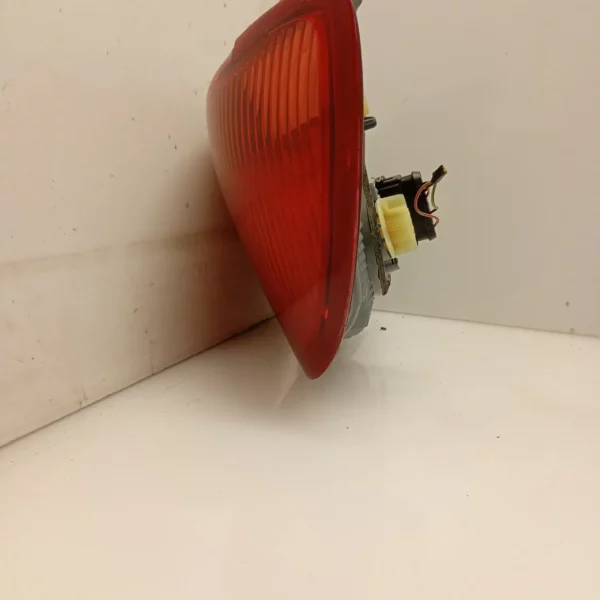 Faro posteriore destra Toyota Yaris (2001 – 2005) 1.0 48 KW benzina 815510D070 1SZ FE
