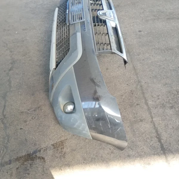 Paraurti anteriore Dacia DUSTER 2010 620220030R