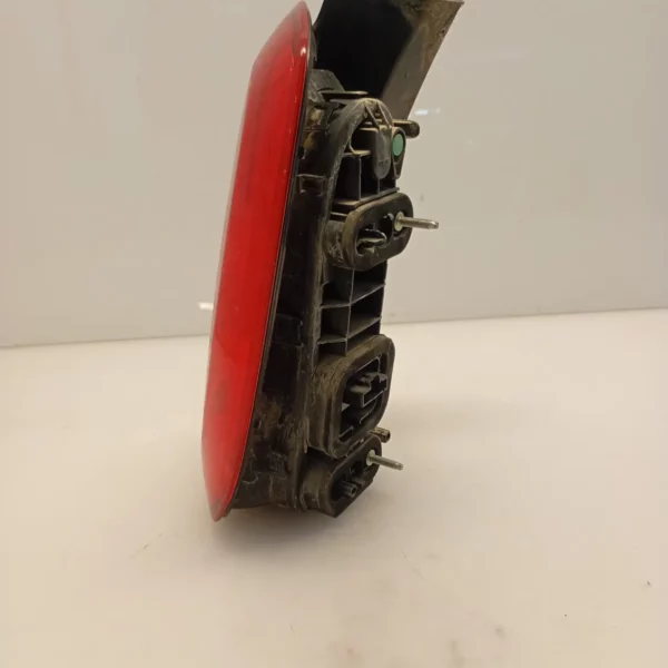 Faro posteriore Dacia DUSTER 2011 265500033R