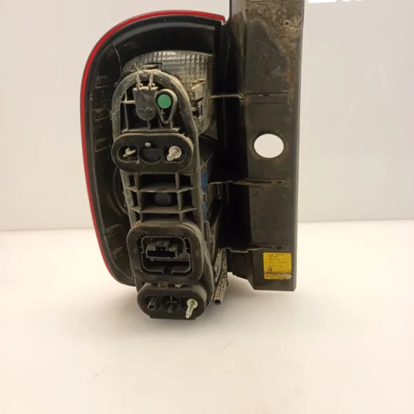 Faro posteriore Dacia DUSTER 2011 265500033R