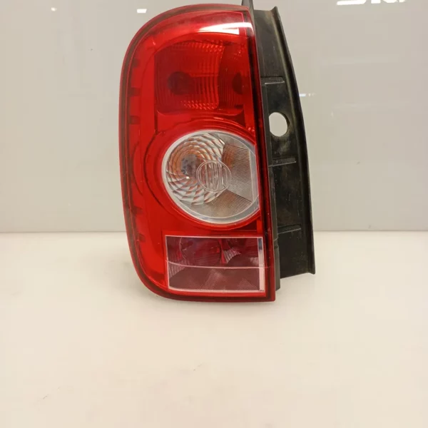 Faro posteriore Dacia DUSTER 2011 265550035R