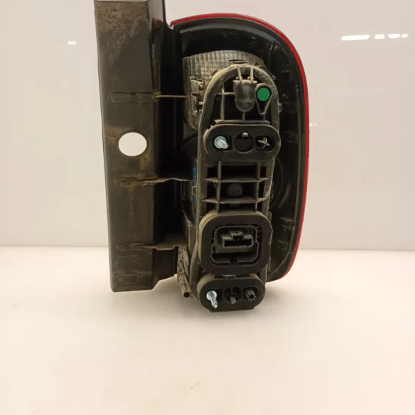 Faro posteriore Dacia DUSTER 2011 265550035R