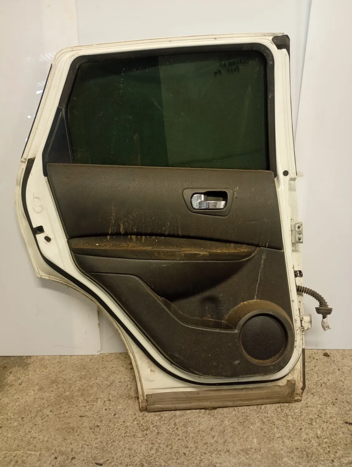 Porta posteriore sinistra Nissan Qashqai (2010 – 2014) 1.5 81 KW diesel H2101JD0MC K9K