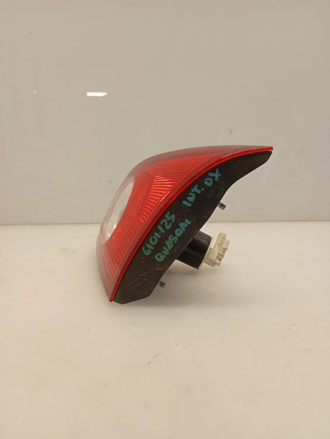 Faro posteriore int. destra Nissan Qashqai (2007 – 2010) 1.5 78 KW diesel 26550JD800 K9K