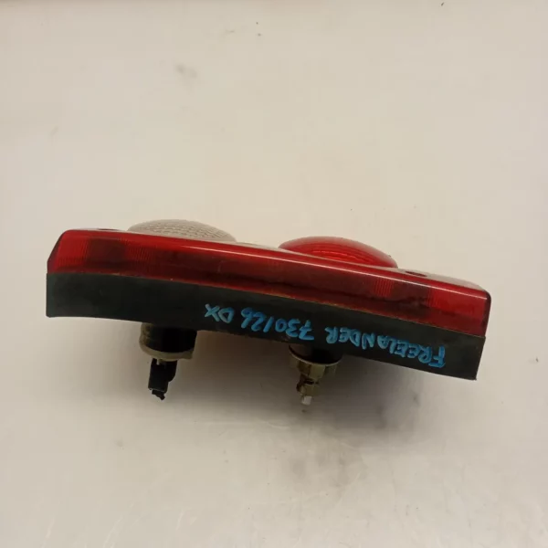 Faro posteriore Land Rover FREELANDER 2004 XFB500140