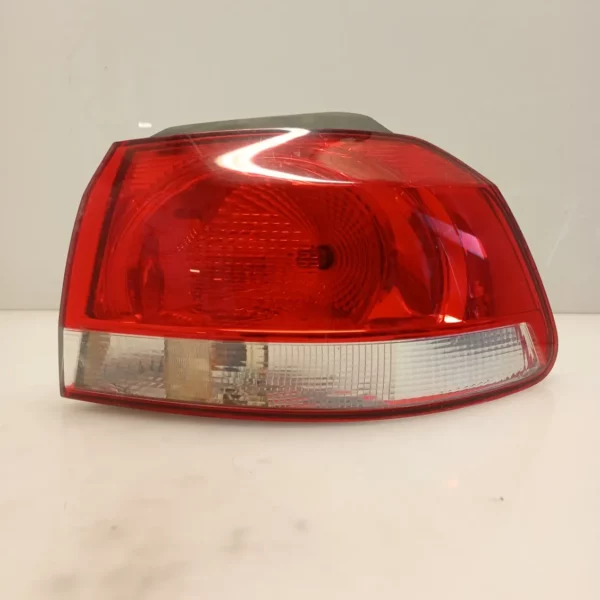 Faro posteriore destra Volkswagen Golf (2008 – oggi) 1.6 77 KW diesel 1K9945096H CAY