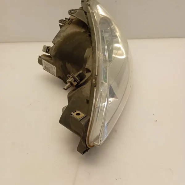 Faro ant. Peugeot 206 2003 6208A0