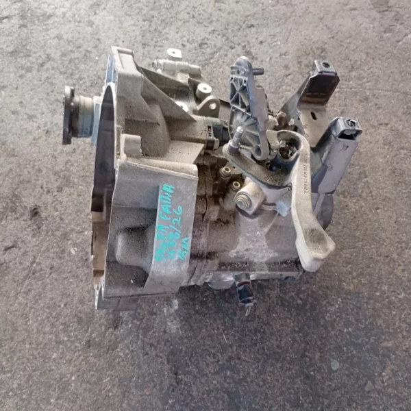 Cambio completo Skoda FABIA 2011 02T300020E