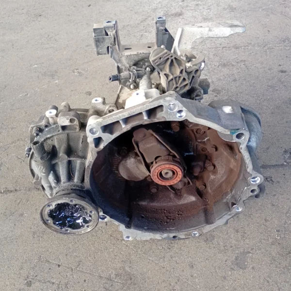 Cambio completo Volkswagen POLO 2011 02R300042PX