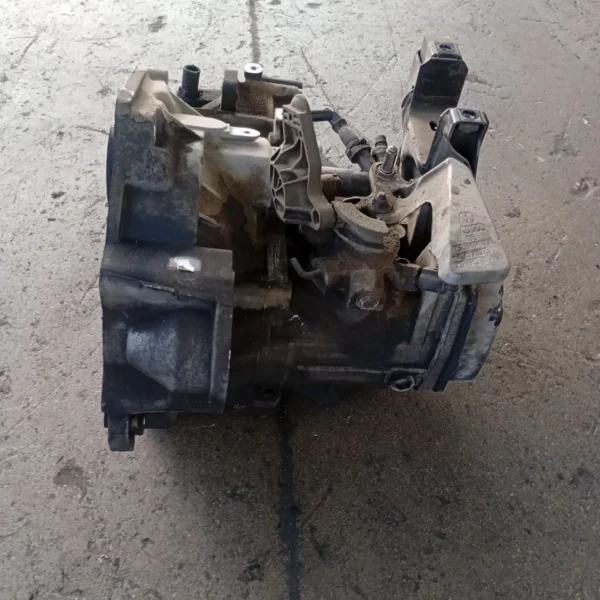 Cambio completo Volkswagen POLO 2011 02R300042PX