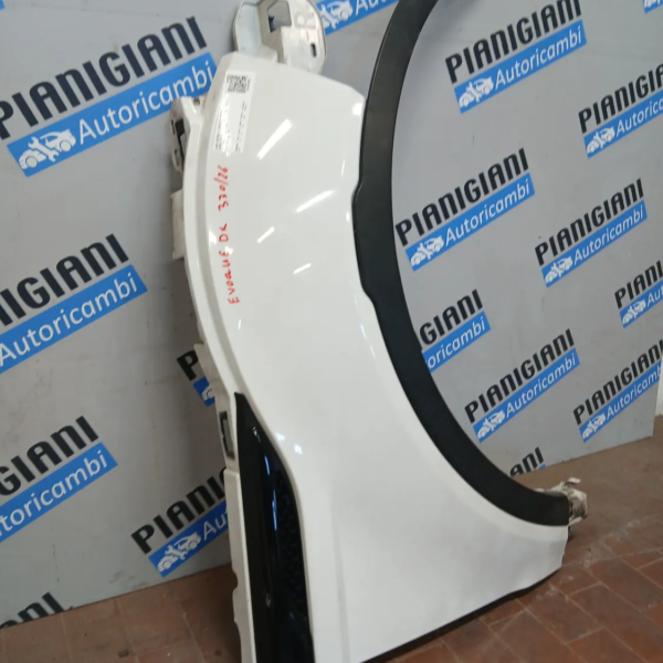 Parafango ant. dx Land Rover RANGE ROVER EVOQUE 2015