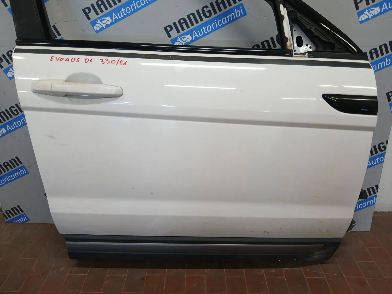 Porta anteriore destra Land Rover Range Rover Evoque (2011 – 2019) 2.2 110 KW diesel LR028552 224DT