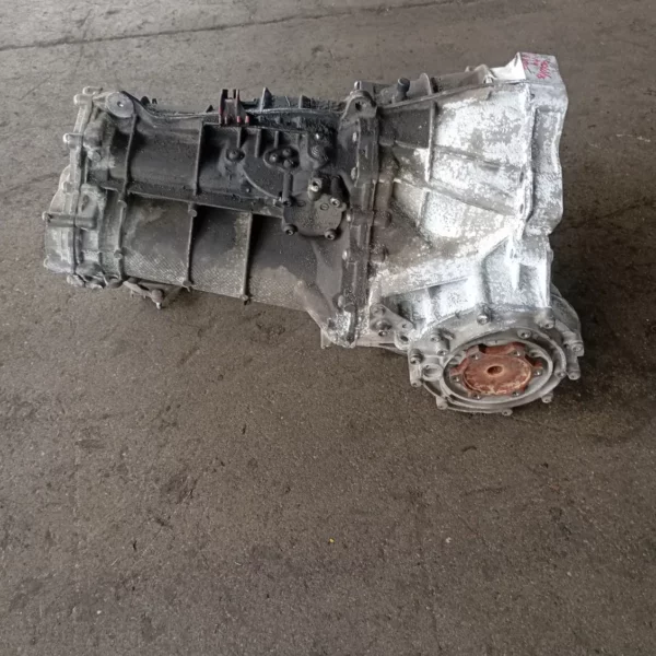 Cambio completo Audi A4 2008 0B1300040F