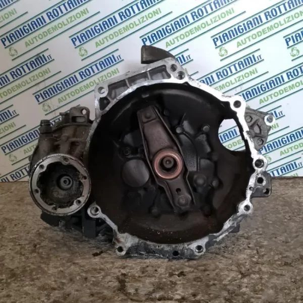 Cambio Volkswagen Polo AGR 2000