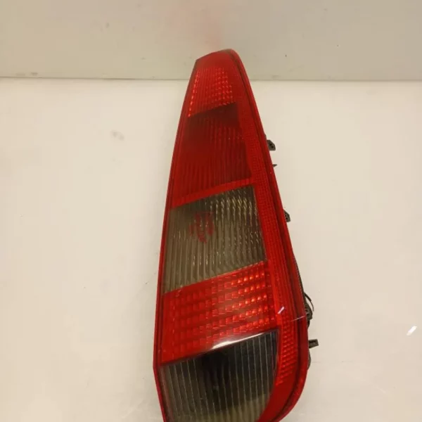Faro / Fanale Posteriore Destro Ford Fiesta 5p 2001 – 2007